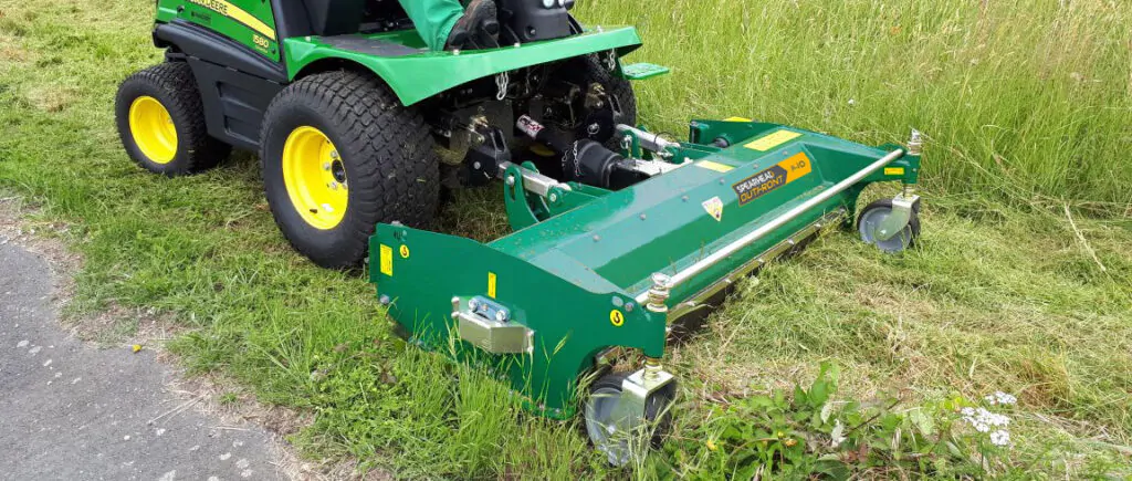 Spearhead Outfront Series Flail Mower 160